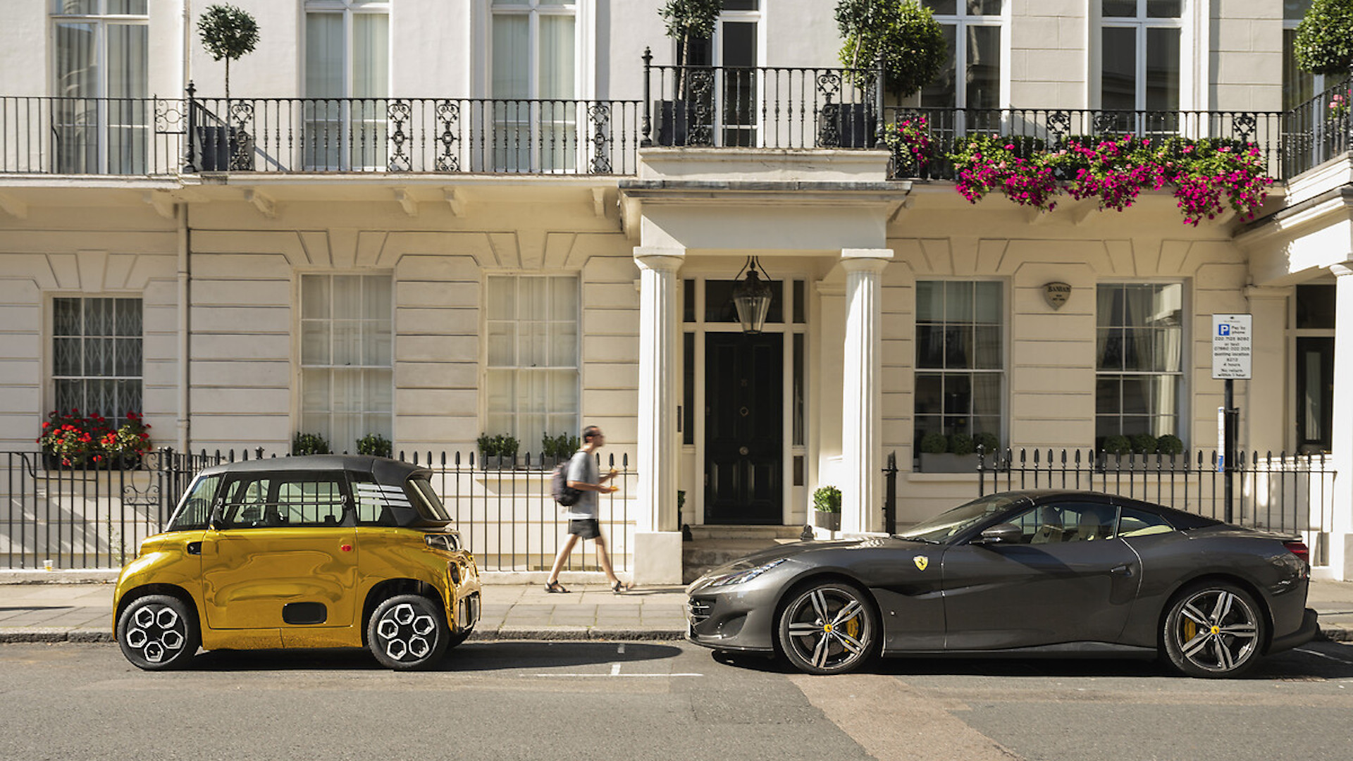 Gold wrapped Citroën Ami takes on London supercar scene